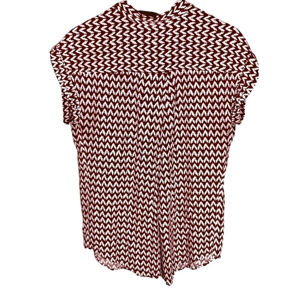 Jachs Girfriend button down 100% rayon geometric top women’s Large - Picture 2 of 8